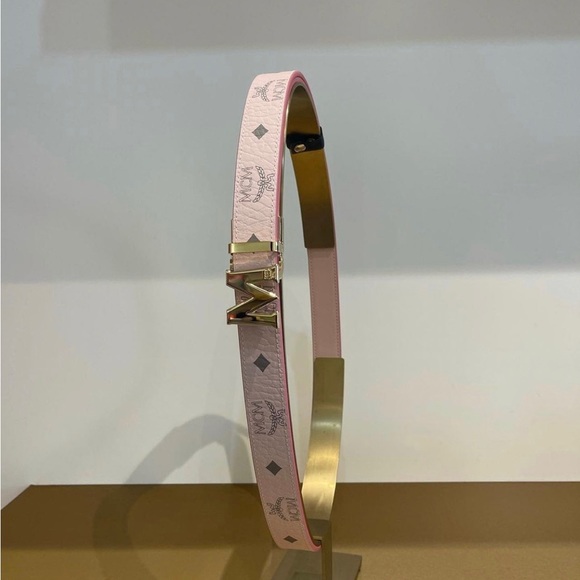 BNWT, MCM “Powder Pink” Belt - Picture 1 of 7
